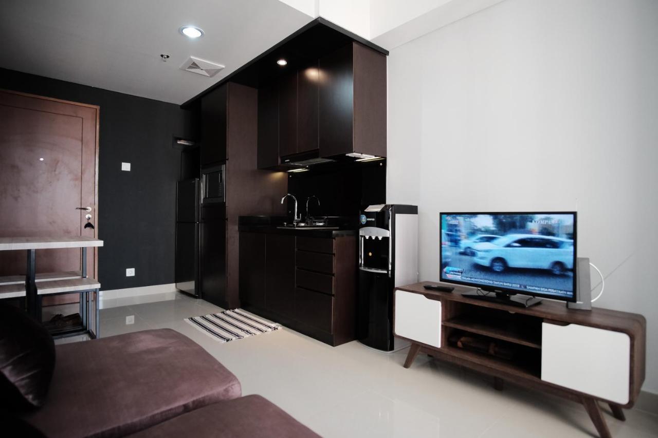 2 Bedrooms - Royal Olive Apartment - Pejaten South Of ジャカルタ エクステリア 写真
